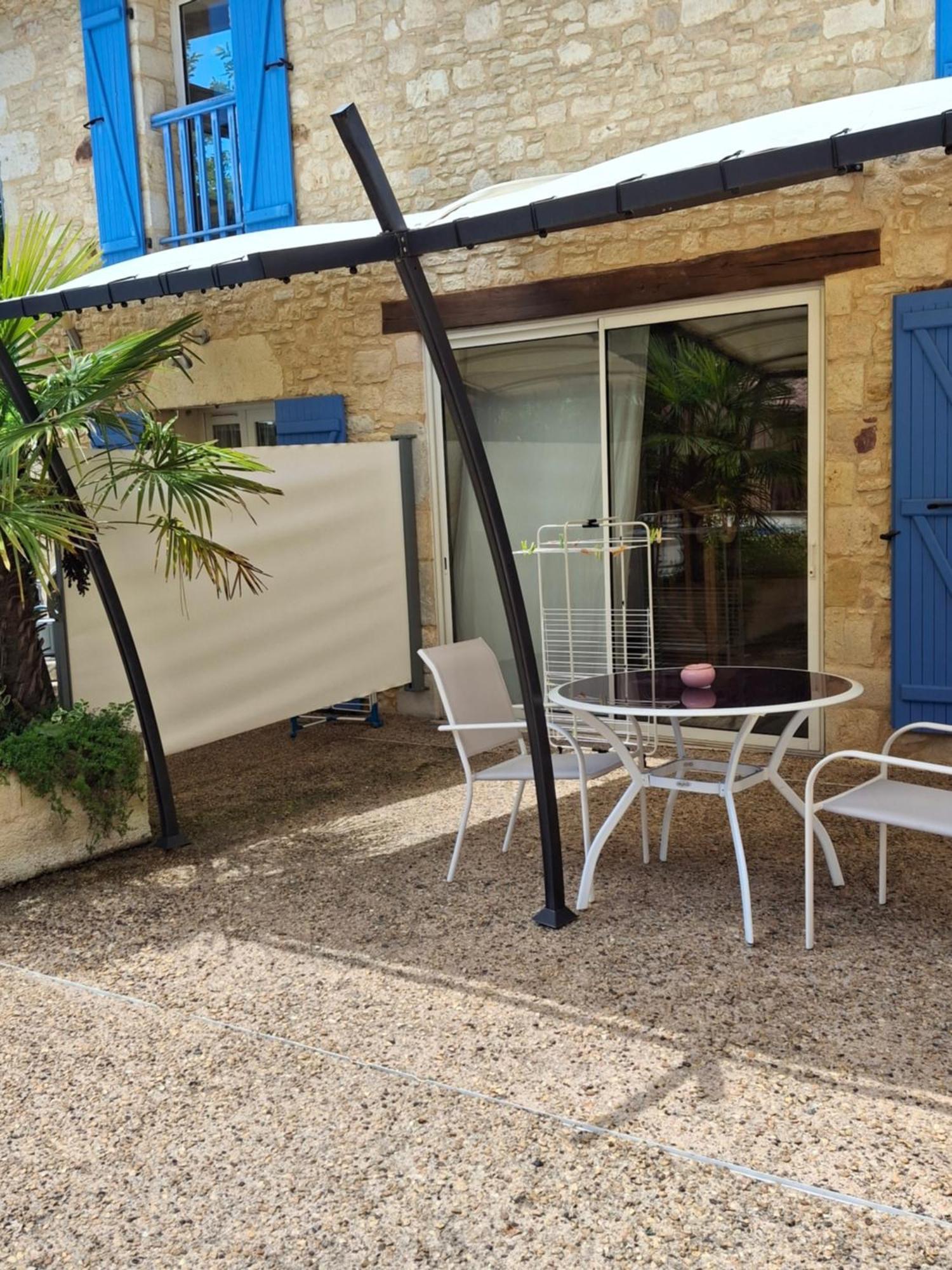 Aux Blanches Pierres Apartment Fumel Exterior photo